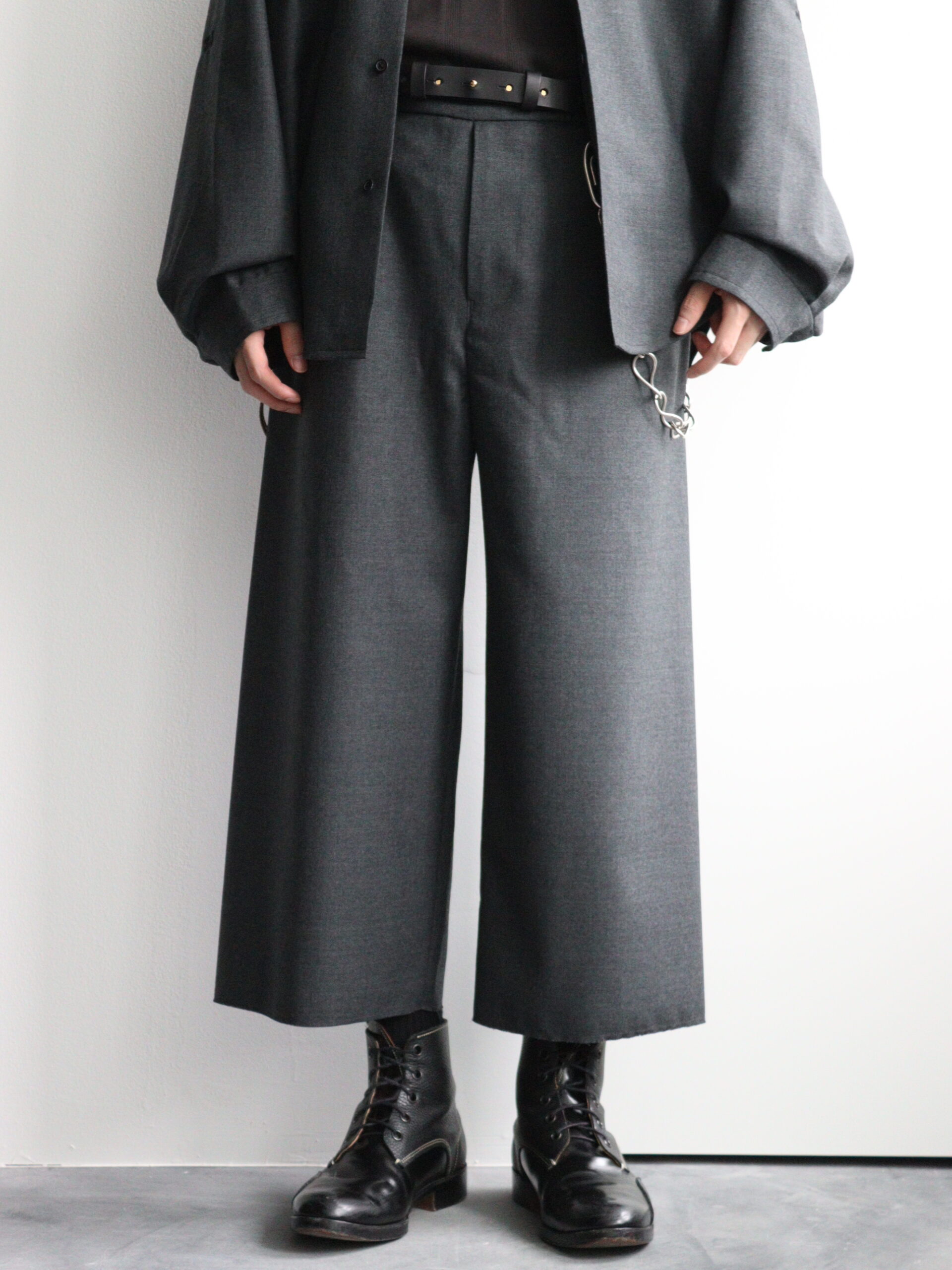 残りわずか！ sunsea N.M.Thickned w/耳Cut-Off pants | rpagrimensura