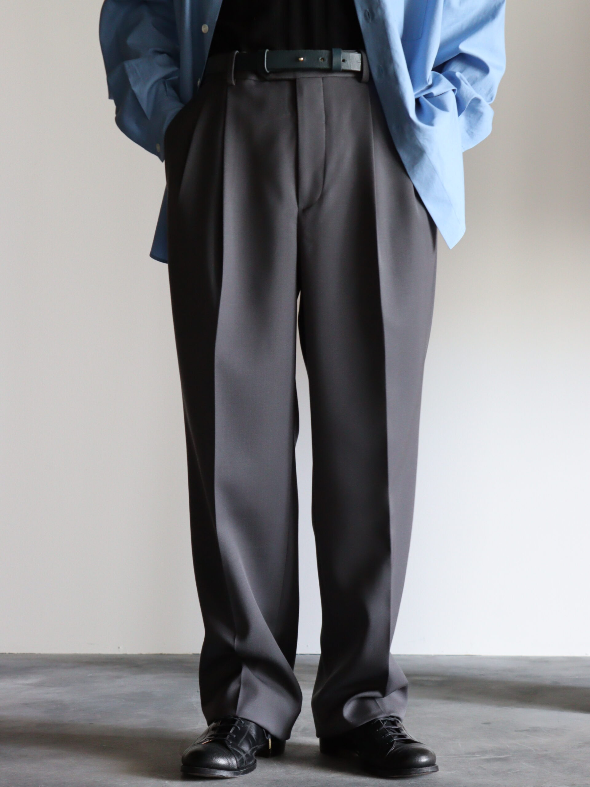 オーラリー LIGHT WOOL MAX TWO-TUCK SLACKS 3 umbandung.ac.id